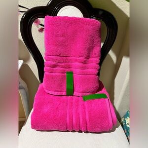 Kate Spade Hot Pink Bath Towel Set of 2 NWT